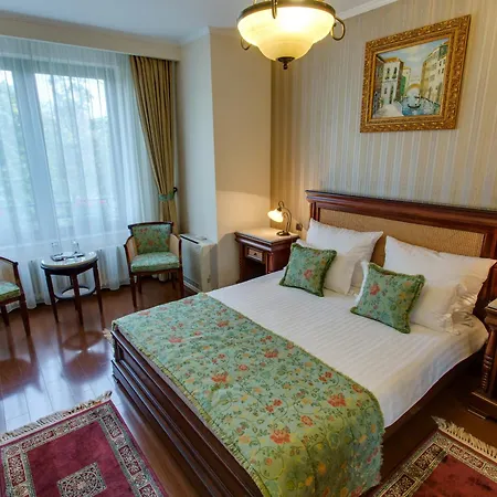 Paris Boutique 4* Bükreş