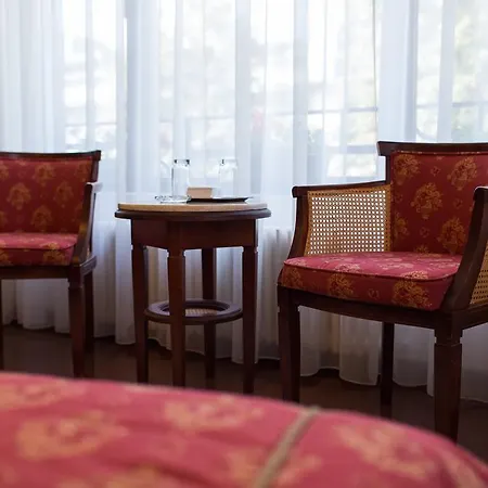 Hotel Paris Boutique 4*