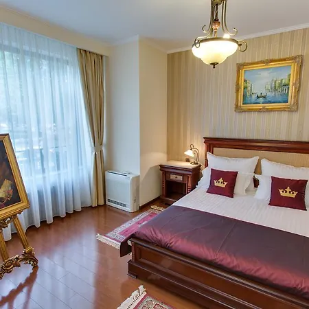 Paris Boutique Hotel 4*