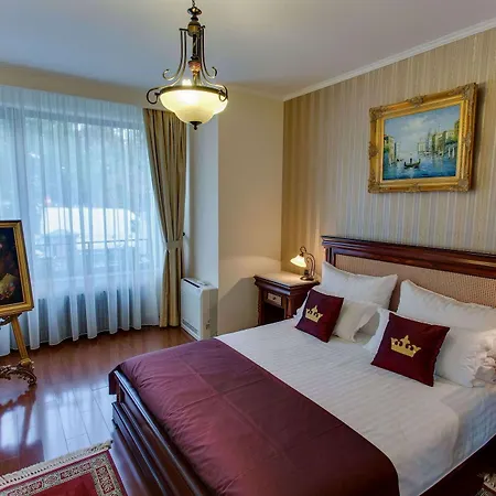Paris Boutique 4*