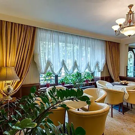Paris Boutique Hotel
