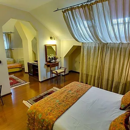 Paris Boutique Hotel