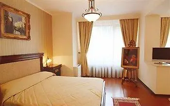 Paris Boutique מלון