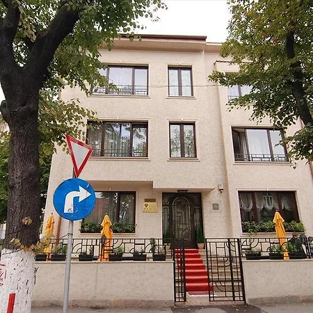 Paris Boutique 4*