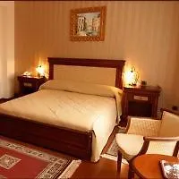 Paris Boutique 4*