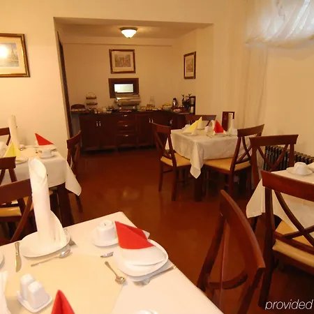 Paris Boutique Hotel 4*