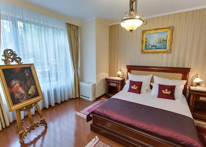 Paris Boutique Hotell 4*