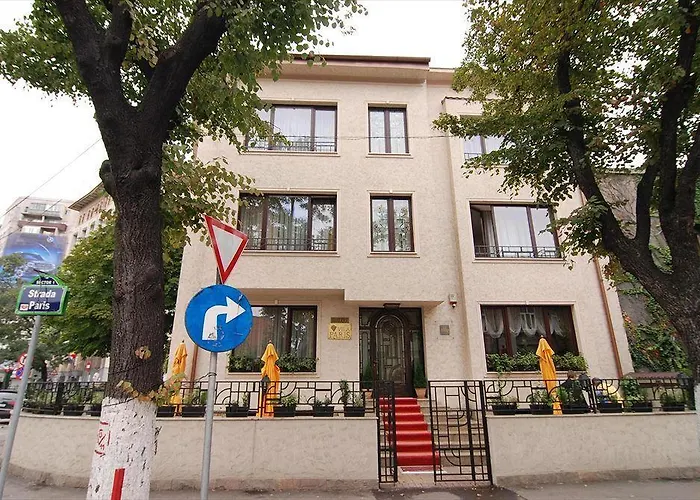 Paris Boutique 4*