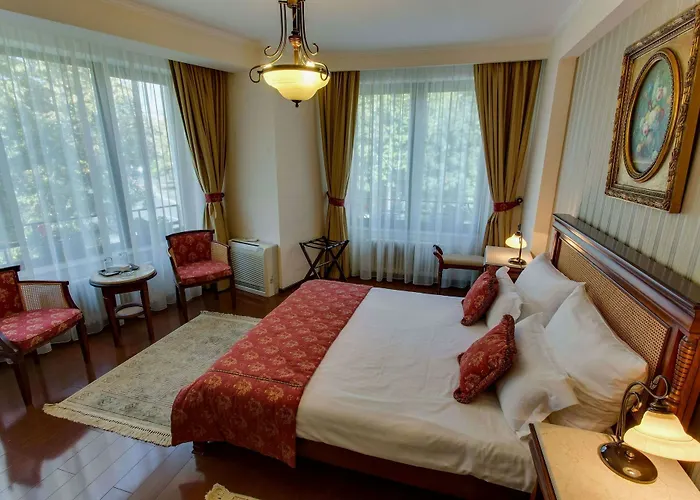 Paris Boutique 4*