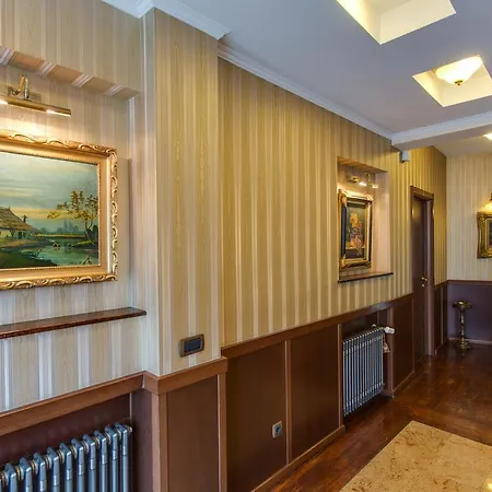 Paris Boutique Hotel