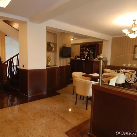 Paris Boutique Hotel 4*