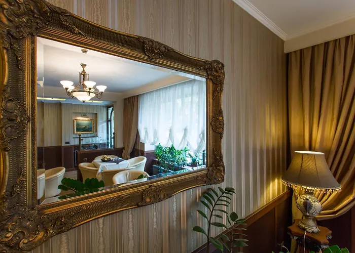 Ξενοδοχείο Paris Boutique 4*