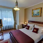 Paris Boutique 4*